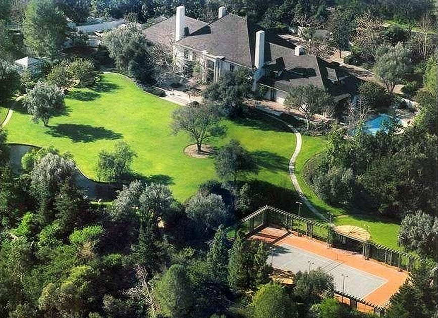 #4 BEL AIR, CA (90077): An affluent residential community on the Westside of LA, Bel Air had 12 home sales over $10 million.